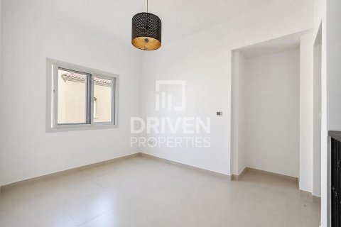 Villa de 3 dormitorios en Bella Casa, UAE No. 223177 8