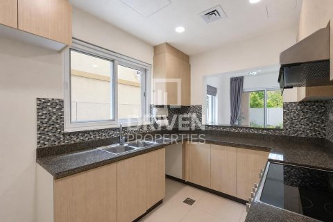 Вилла с 3 спальнями в Villanova, ОАЭ №218535 17