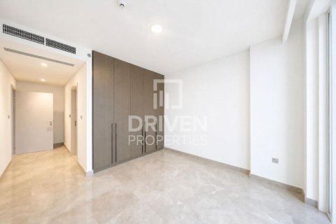 Penthouse de 4 dormitorios en EMAAR Beachfront, UAE No. 223306 25