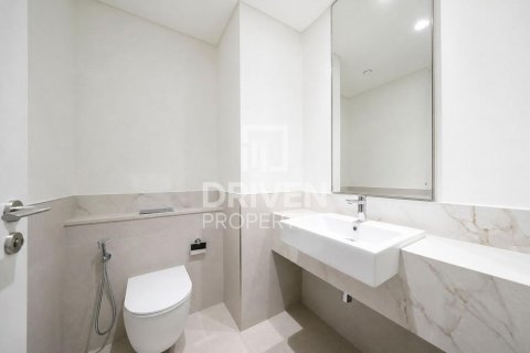 Penthouse de 4 dormitorios en EMAAR Beachfront, UAE No. 223306 28