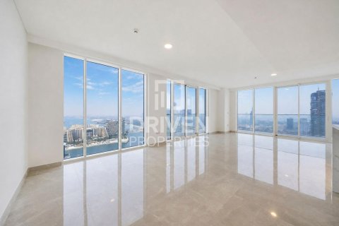 Penthouse de 4 dormitorios en EMAAR Beachfront, UAE No. 223306 8