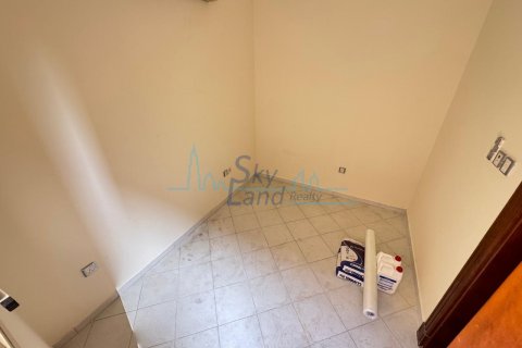 Villa de 4 dormitorios en Umm Suqeim, UAE No. 125625 7