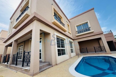 4 bedrooms Villa in Umm Suqeim, UAE No. 125625