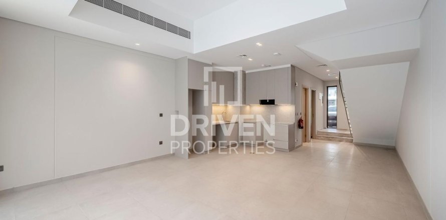 Townhouse de 3 dormitorios en Mohammed Bin Rashid City, UAE No. 215075