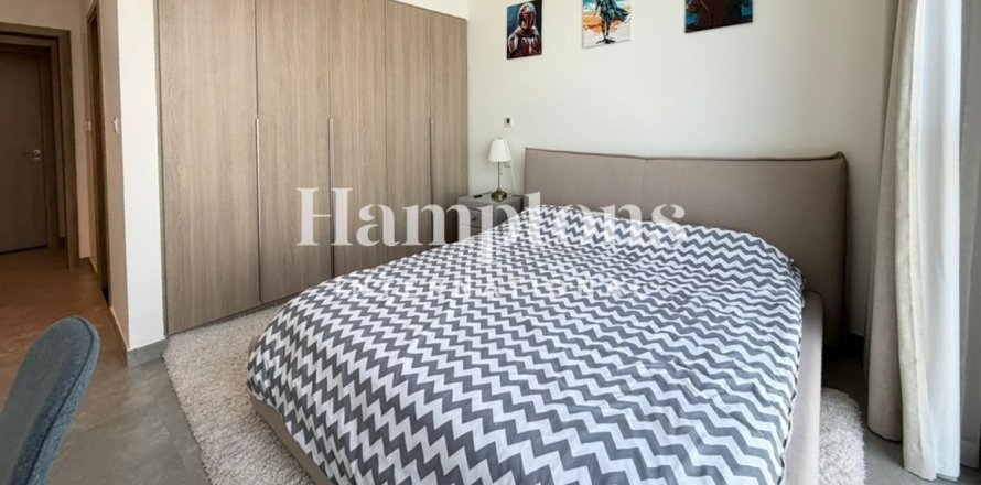 Apartment de 3 dormitorios en The Address Dubai Marina, UAE No. 219229