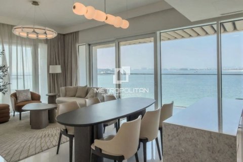 Appartement de 2 chambres à EMAAR Beachfront, UAE No. 130114 8