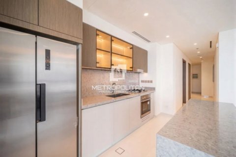 Appartement de 2 chambres à EMAAR Beachfront, UAE No. 130114 5