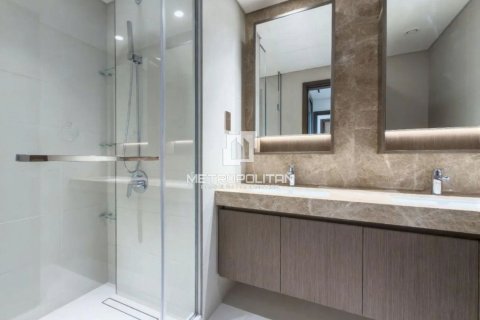 Appartement de 2 chambres à EMAAR Beachfront, UAE No. 130114 17