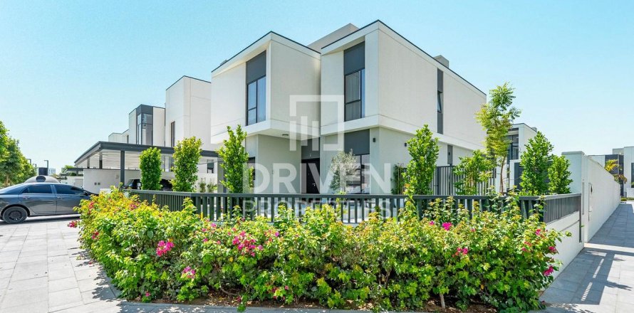 Villa de 4 chambres à Murooj Al Furjan, UAE No. 218045