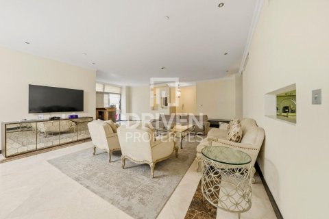 Duplex de 4 chambres à Rimal, UAE No. 211392 3