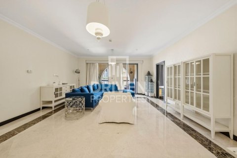 Duplex de 4 chambres à Rimal, UAE No. 211392 6