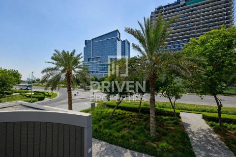 Apartment de 2 dormitorios en SOL Avenue, UAE No. 223320 3