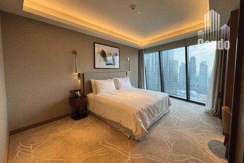 Квартира с 3 спальнями в The Address Residences Dubai Opera, ОАЭ №71316 16