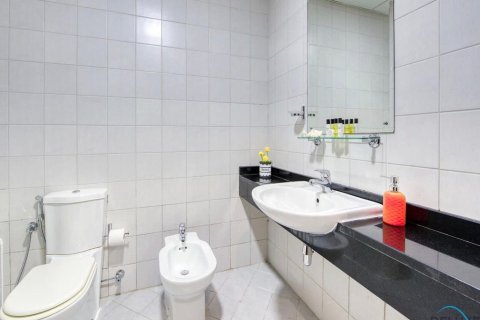 Квартира с 1 спальней в Дубай Марина, ОАЭ №221627 11
