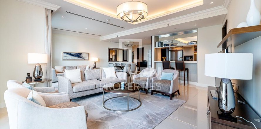 Квартира с 3 спальнями в The Address Residence Fountain Views, ОАЭ №218577