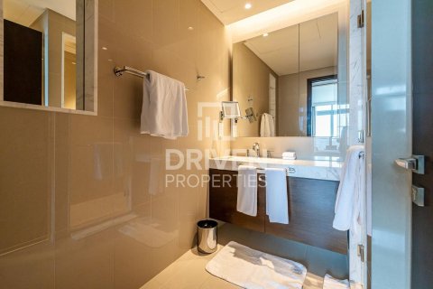 Квартира с 3 спальнями в The Address Residence Fountain Views, ОАЭ №218577 20