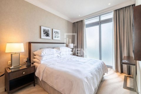 Квартира с 3 спальнями в The Address Residence Fountain Views, ОАЭ №218577 10