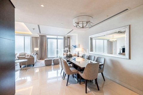 Квартира с 3 спальнями в The Address Residence Fountain Views, ОАЭ №218577 17