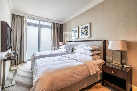 Квартира с 3 спальнями в The Address Residence Fountain Views, ОАЭ №218577 14