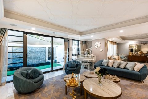 Villa de 5 dormitorios en Dubai, UAE No. 218026 8