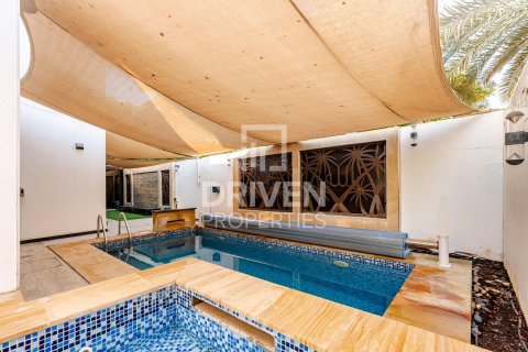 Villa de 5 dormitorios en Dubai, UAE No. 218026 30