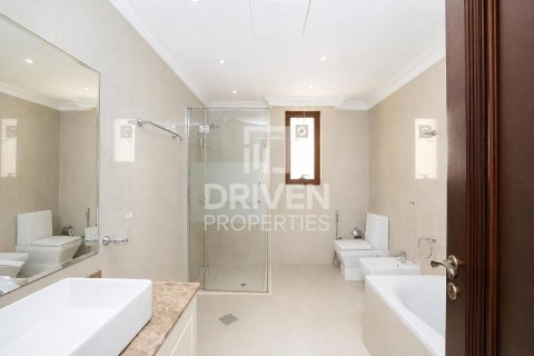 Villa de 5 chambres à Signature Villas, UAE No. 217584 28