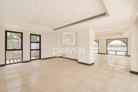 Villa de 5 chambres à Signature Villas, UAE No. 217584 4