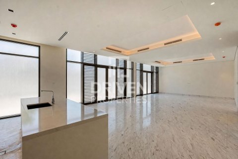 Villa de 5 dormitorios en District One, UAE No. 225481 4