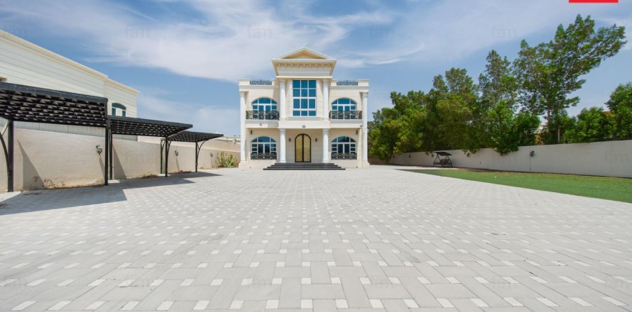 5 bedrooms Villa in Al Barsha, UAE No. 198643