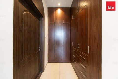 5 bedrooms Villa in Al Barsha, UAE No. 198643 8