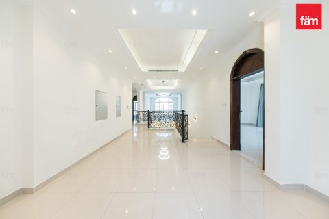 5 bedrooms Villa in Al Barsha, UAE No. 198643 19