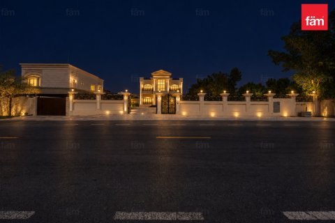 5 bedrooms Villa in Al Barsha, UAE No. 198643 6