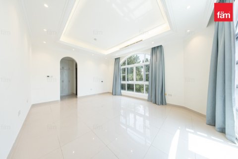 5 bedrooms Villa in Al Barsha, UAE No. 198643 5
