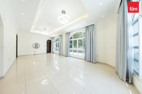 5 bedrooms Villa in Al Barsha, UAE No. 198643 14