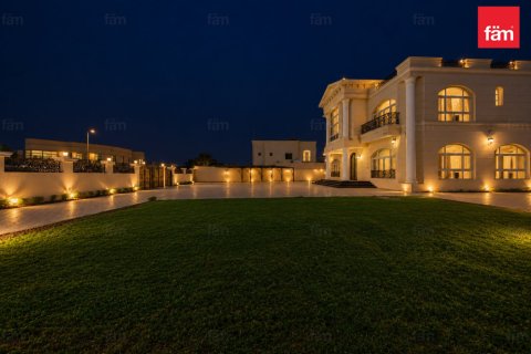 5 bedrooms Villa in Al Barsha, UAE No. 198643 16