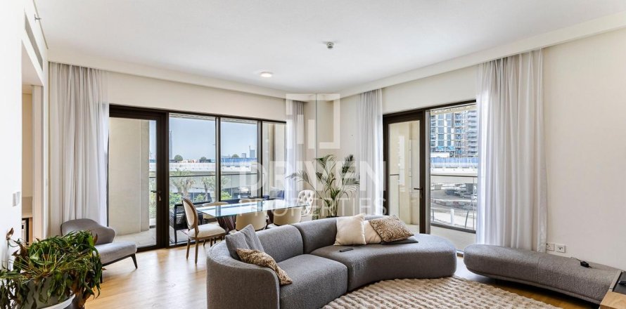 3 bedrooms Apartment in Creek Beach, UAE No. 211296