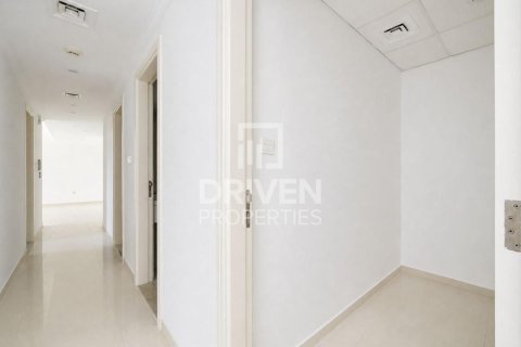 Apartment de 2 dormitorios en Barsha Heights (Tecom), UAE No. 223218 12