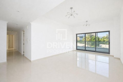 Apartment de 2 dormitorios en Barsha Heights (Tecom), UAE No. 223218