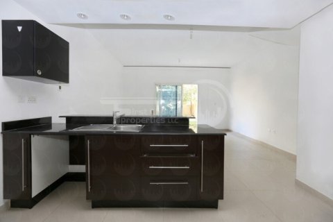 Villa de 2 chambres à Al Reef, UAE No. 172744 12