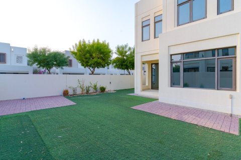 Townhouse de 4 dormitorios en Mira Oasis, UAE No. 167833 24