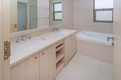 Townhouse de 4 dormitorios en Mira Oasis, UAE No. 167833 8