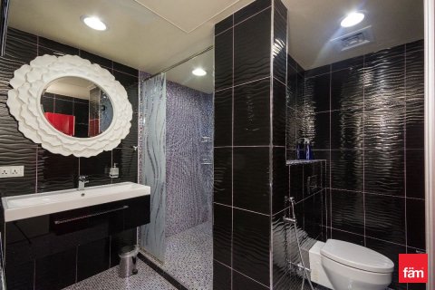 Пентхаус с 4 спальнями в Dubai Sports City, ОАЭ №111457 3