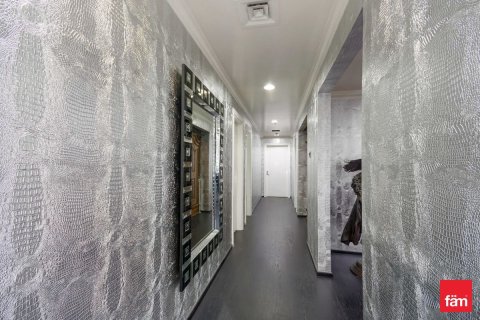 Пентхаус с 4 спальнями в Dubai Sports City, ОАЭ №111457 10