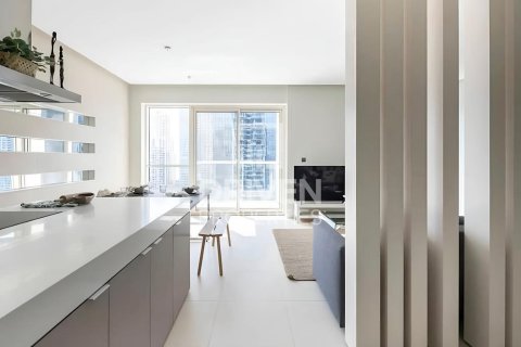 2 bedrooms Apartment in West Avenue Tower, UAE No. 212002 3