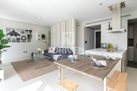 2 bedrooms Apartment in West Avenue Tower, UAE No. 212002 4