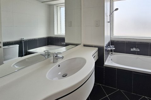 Apartment de 2 dormitorios en Jumeirah Lake Towers, UAE No. 215303 14