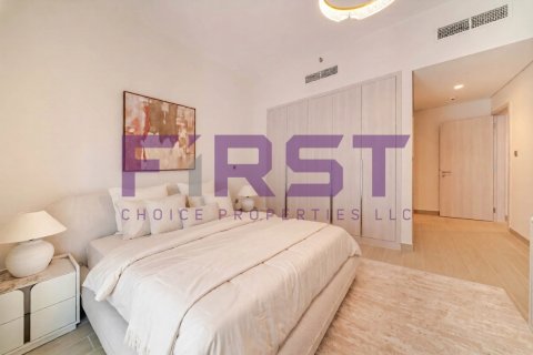 Apartment de 2 dormitorios en  Yas Island, UAE No. 224366