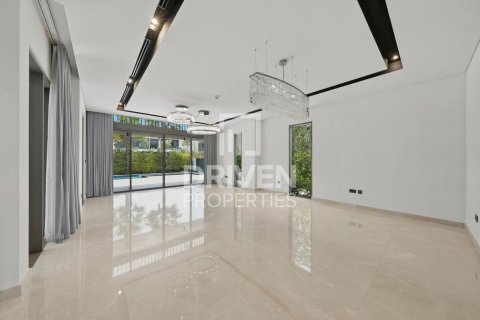 Villa de 4 dormitorios en Golf Place, UAE No. 212024 5
