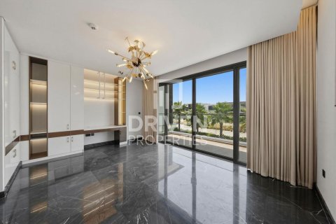 Villa de 4 dormitorios en Golf Place, UAE No. 212024 10