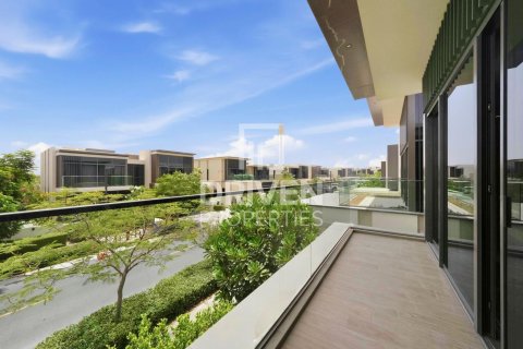 Villa de 4 dormitorios en Golf Place, UAE No. 212024 25